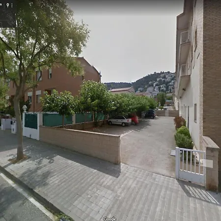 Apartment Spacious Near *