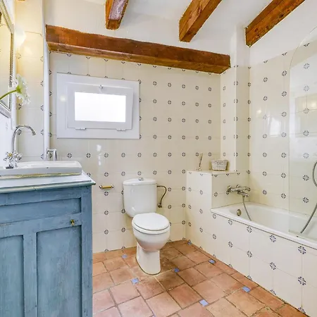 Spacious Near Apartment *
