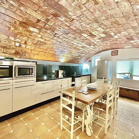 Spacious Near Roses