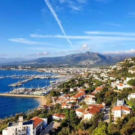 Townhouse In Near Platja De *